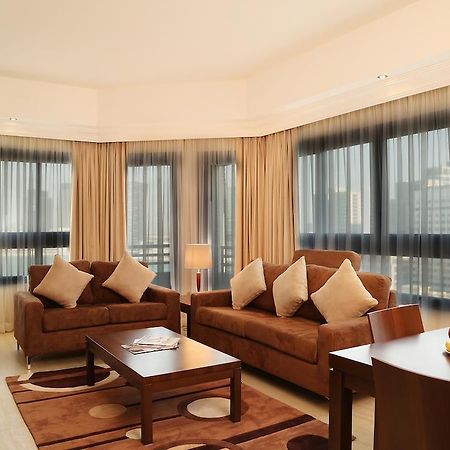 Oriental Hotel Apartments Abu Dhabi Room photo